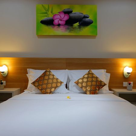 Iconic Bali Living Bed & Breakfast Dempasar Exterior foto