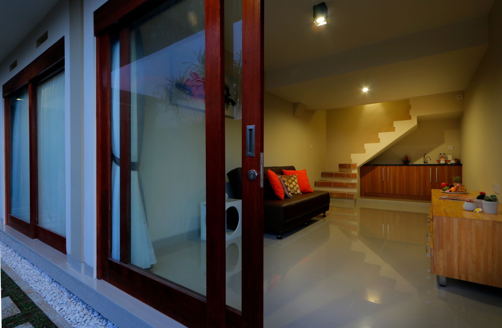 Iconic Bali Living Bed & Breakfast Dempasar Exterior foto